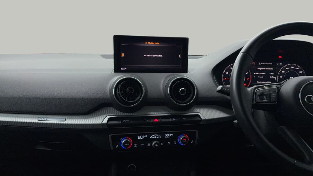 2021 Audi Q2 35 Tfsi, Automatic, 48174 km, Center Console