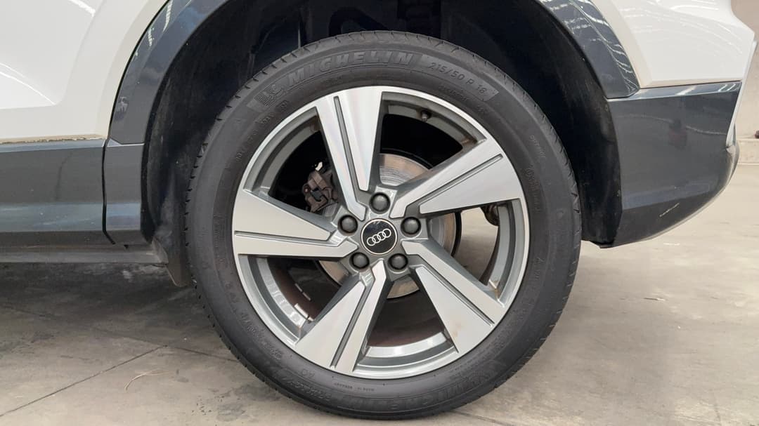 2021 Audi Q2 35 Tfsi, Automatic, 48174 km, Left Rear Wheel