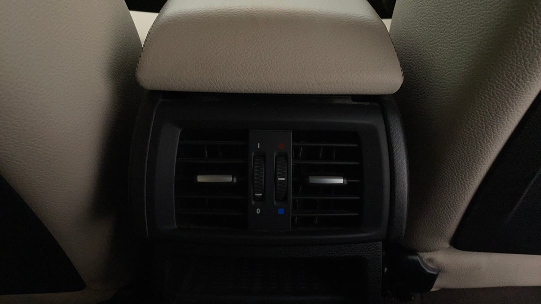 Rear A/C Vent