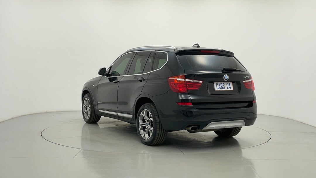 Left Back Diagonal (45- Degree) View