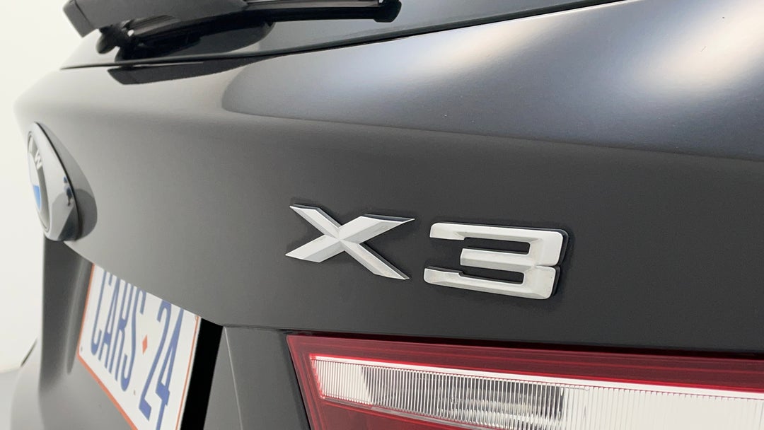 Badge (Boot Right Side)