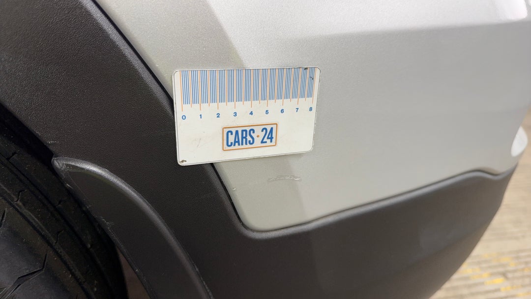 2017 Hyundai Santa Fe Active (4x4), Automatic, 107143 km, Bumper Rear Scratch