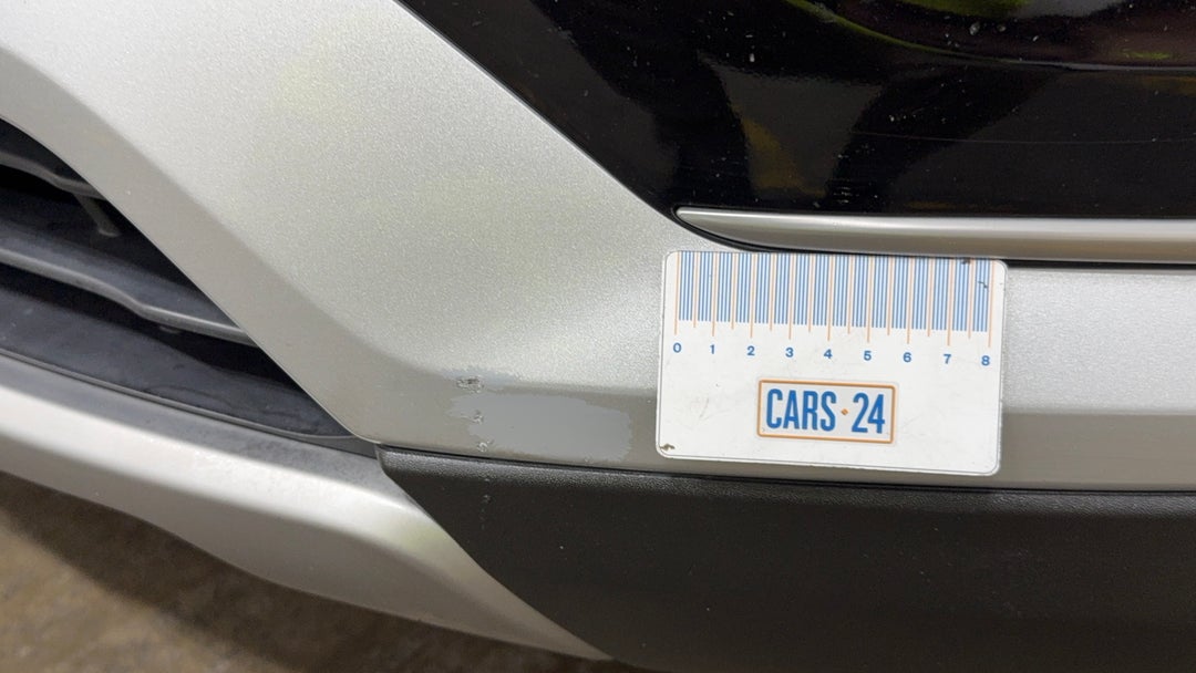 2017 Hyundai Santa Fe Active (4x4), Automatic, 107143 km, Bumper Front Paint blemish