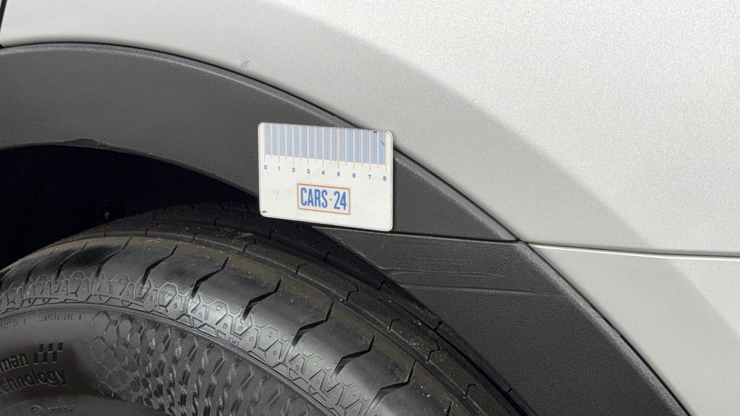 2017 Hyundai Santa Fe Active (4x4), Automatic, 107143 km, Mud guard Rear LHS Scratch