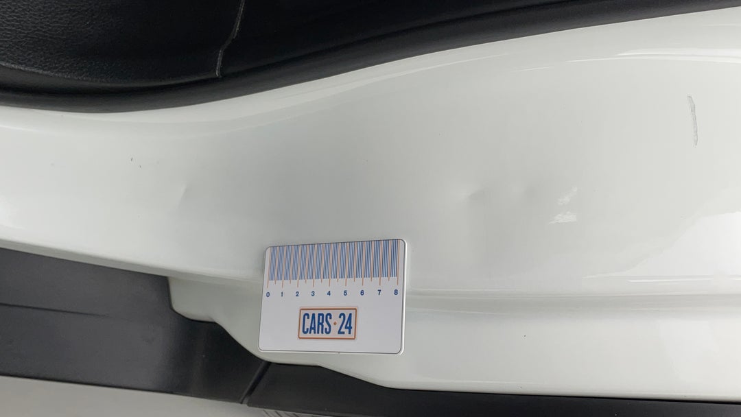 Door Sills Rear LHS Dent