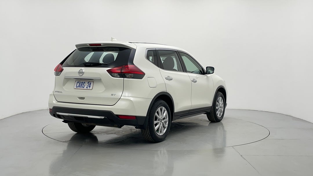 Right Back Diagonal (45- Degree) View