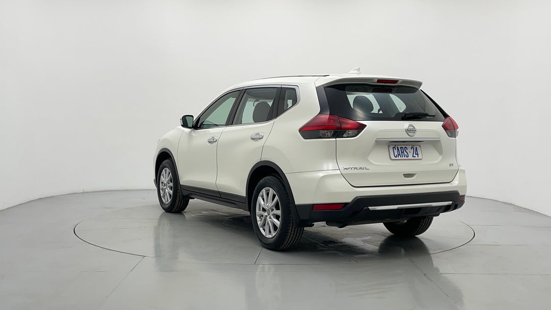 Left Back Diagonal (45- Degree) View