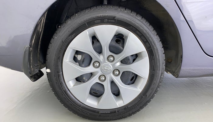 2017 Hyundai Xcent E PLUS, Petrol, Manual, 41,989 km, Right Rear Wheel
