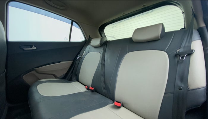 2014 Hyundai Grand i10 ASTA 1.2 KAPPA VTVT, Petrol, Manual, 65,395 km, Right Side Rear Door Cabin