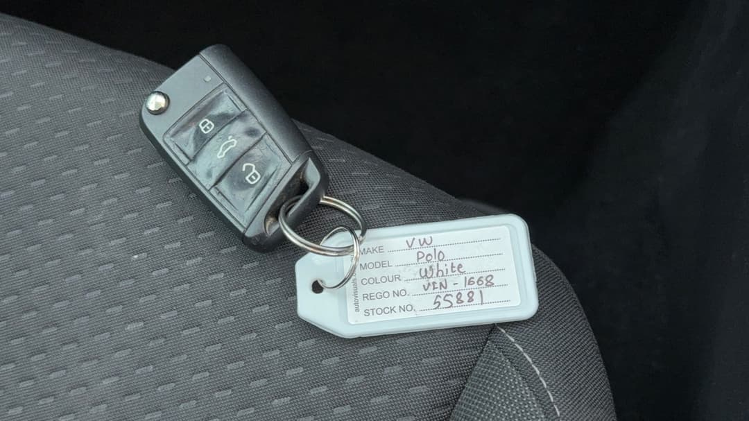 2019 Volkswagen Polo 85tsi Comfortline, Automatic, 44967 km, Key Close-up