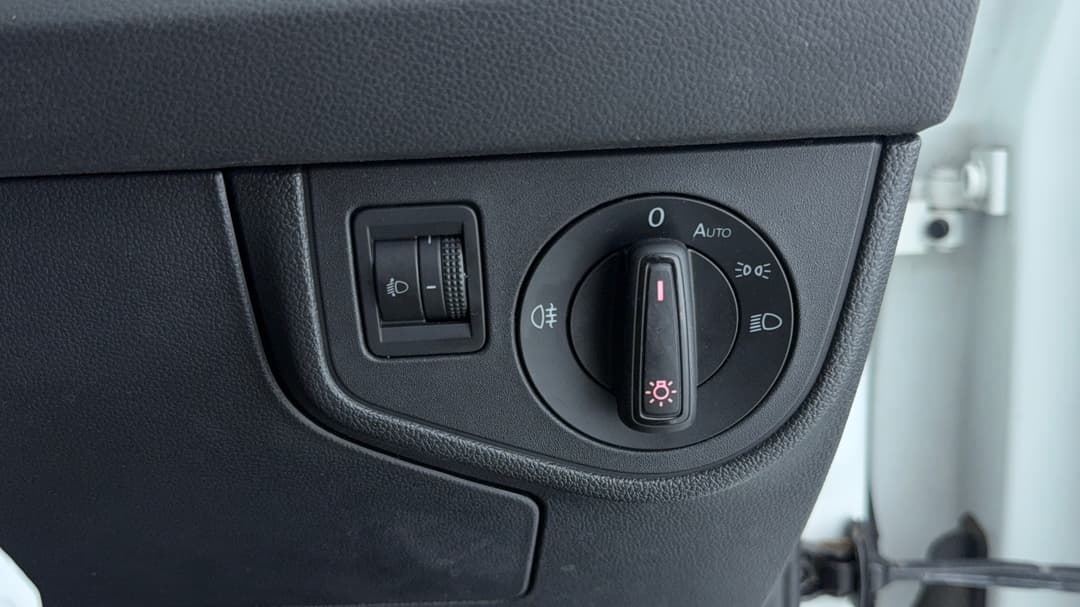 2019 Volkswagen Polo 85tsi Comfortline, Automatic, 44967 km, Utility Switches/Buttons