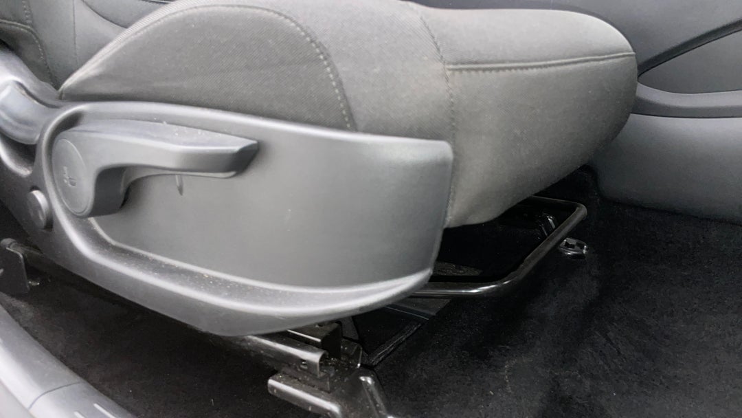 2023 Hyundai Tucson (FWD), Automatic, 46776 km, Drivers Side Adjustment Panel