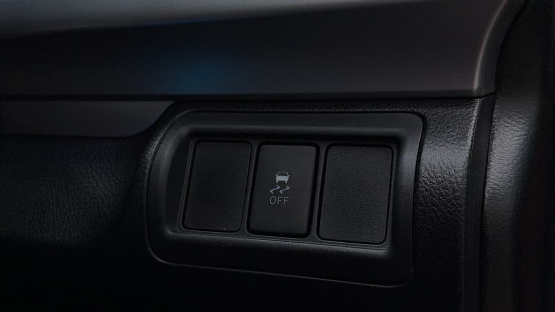 2015 Toyota Camry Altise, Automatic, 104135 km, Utility Switches/Buttons