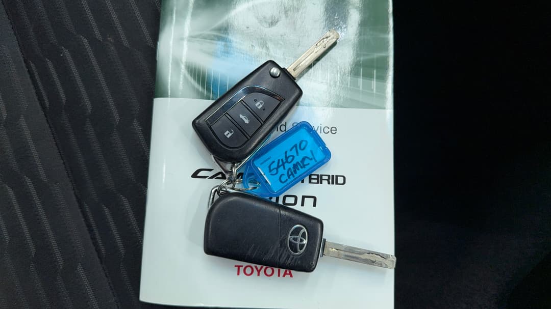 2015 Toyota Camry Altise, Automatic, 104135 km, Key Close-up