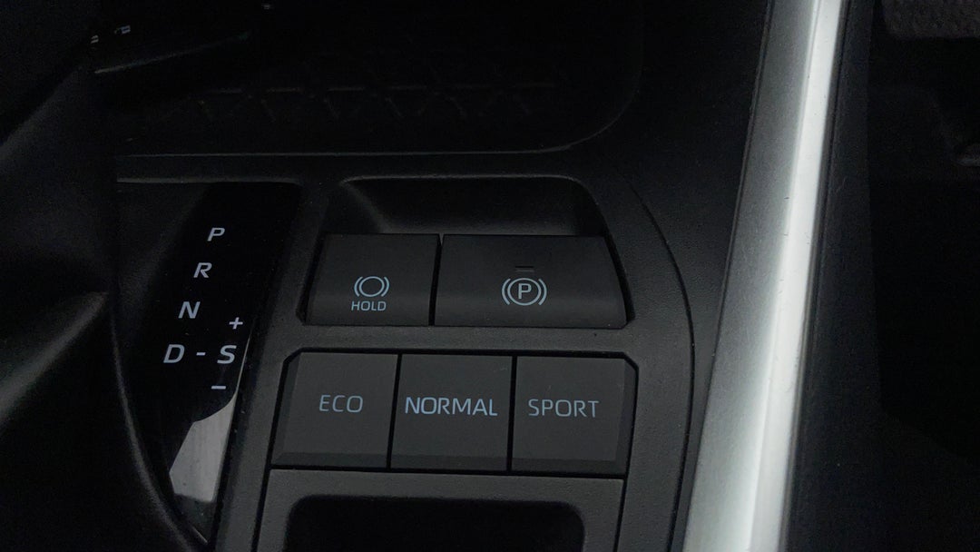 2023 Toyota RAV4 Gx (2WD) Hybrid, Automatic, 75617 km, Handbrake