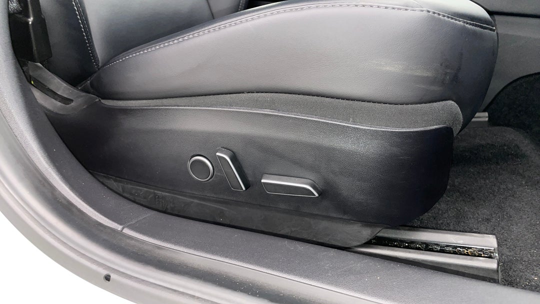 2020 Tesla Model 3 Standard Range RWD, Automatic, 50158 km, Drivers Side Adjustment Panel