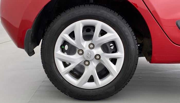 2019 Hyundai Grand i10 SPORTZ 1.2 KAPPA VTVT, Petrol, Manual, 20,361 km, Right Rear Wheel