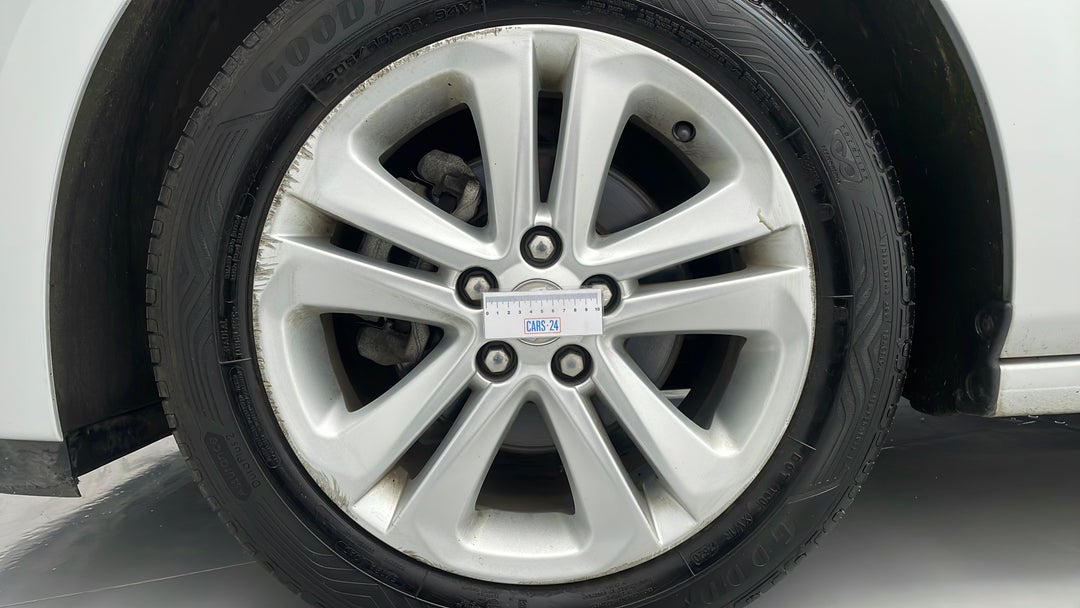 Wheels Rim Front LHS Gutter Rash