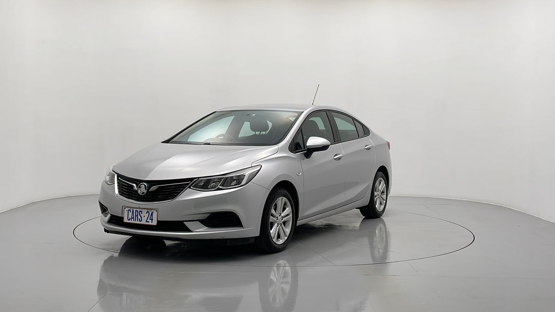 Left Front Diagonal (45- Degree) View