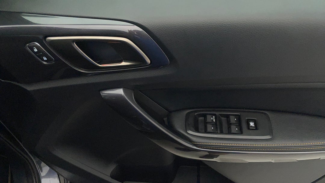 2020 Ford Ranger Wildtrak 3.2 (4x4), Automatic, 47387 km, Drivers Side Door Panel Controls