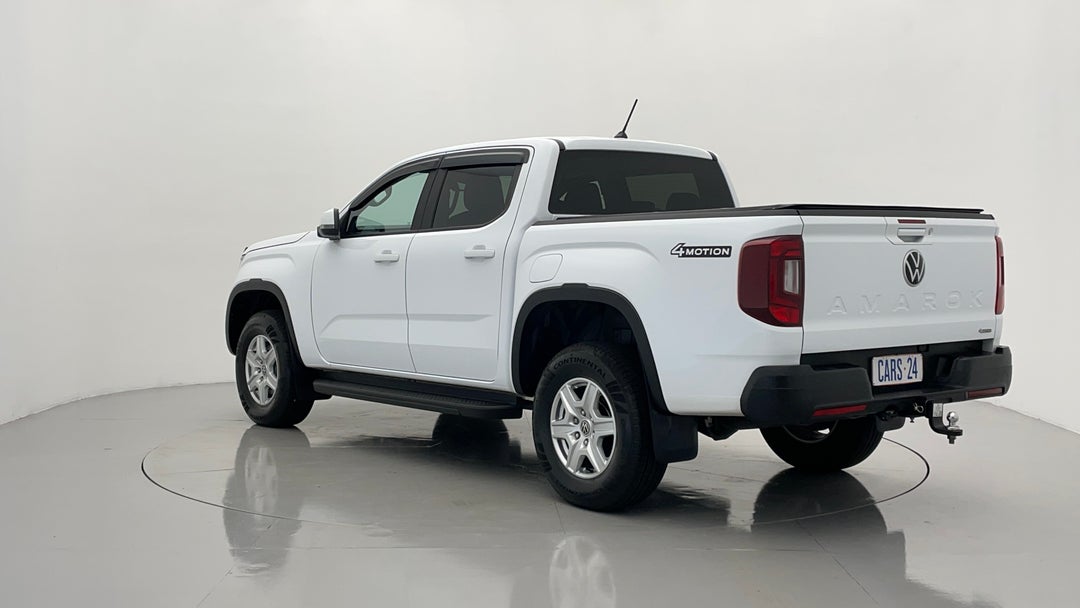 Left Back Diagonal (45- Degree) View