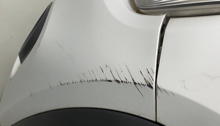 2015 Renault Kwid RXT 0.8, Petrol, Manual, 67,699 km, Front bumper - Minor scratches