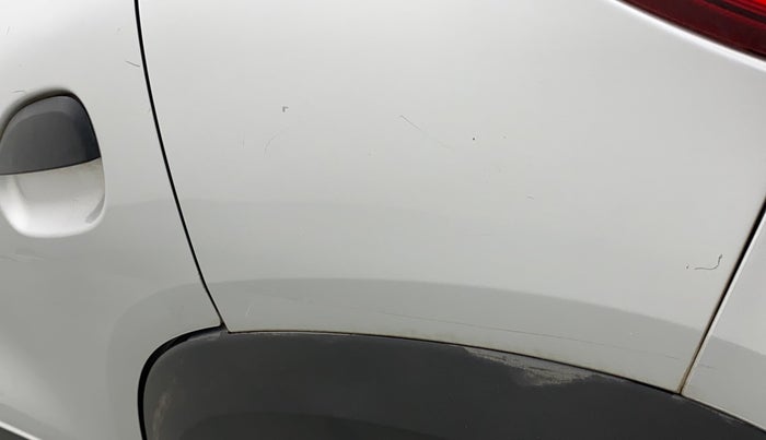 2015 Renault Kwid RXT 0.8, Petrol, Manual, 67,699 km, Left quarter panel - Minor scratches