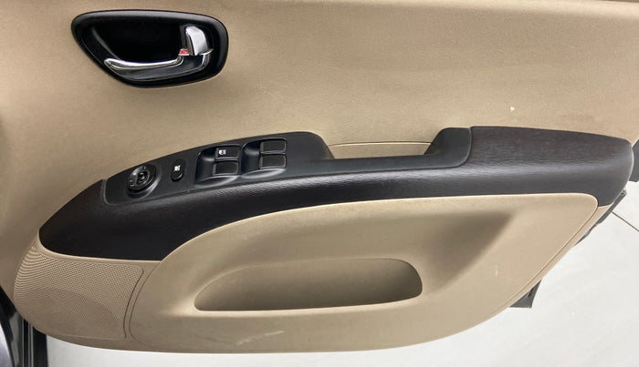 2013 Hyundai i10 MAGNA 1.2 KAPPA2, Petrol, Manual, 48,584 km, Driver Side Door Panels Control