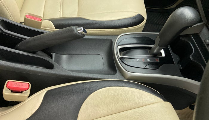 2017 Honda City 1.5L I-VTE V CVT, Petrol, Automatic, 91,468 km, Gear Lever