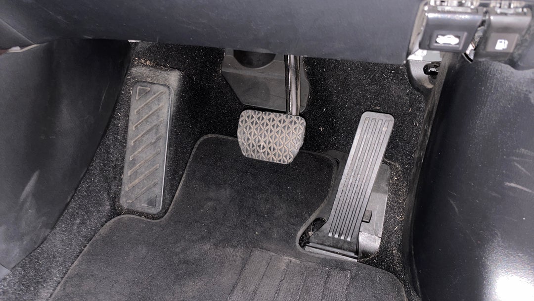 Pedals and Footmat