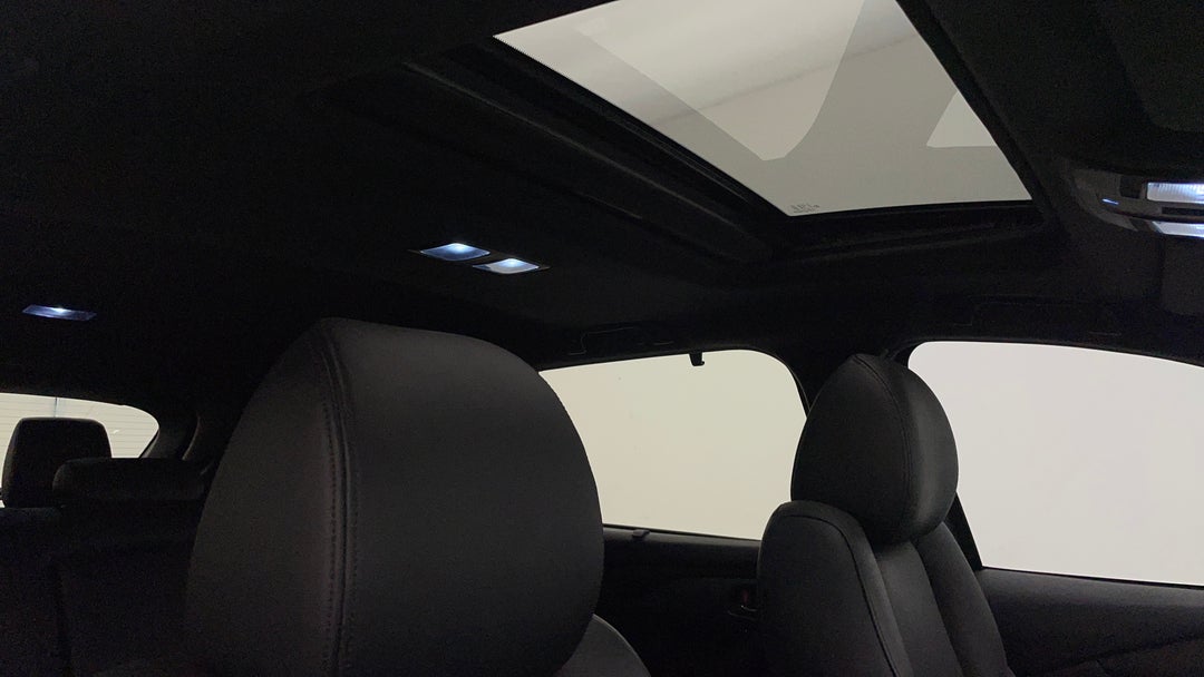 Interior Sunroof/Moonroof