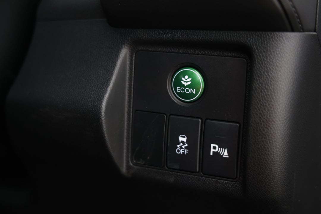 2016 Honda HR-V Vti-l, Automatic, 120959 km, Utility Switches/Buttons