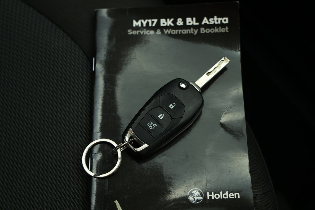 2017 Holden Astra Ls, Automatic, 145925 km, Key Close-up