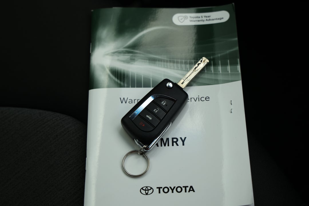 2024 Toyota Camry Ascent, Automatic, 47289 km, Key Close-up