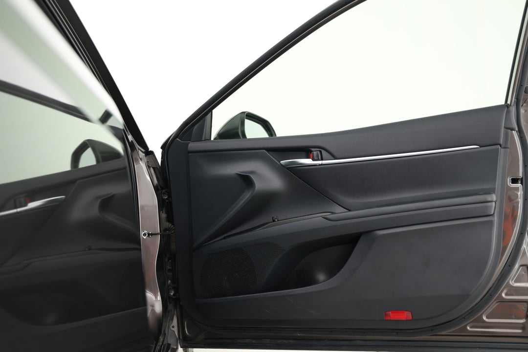 2024 Toyota Camry Ascent, Automatic, 47289 km, Speaker View