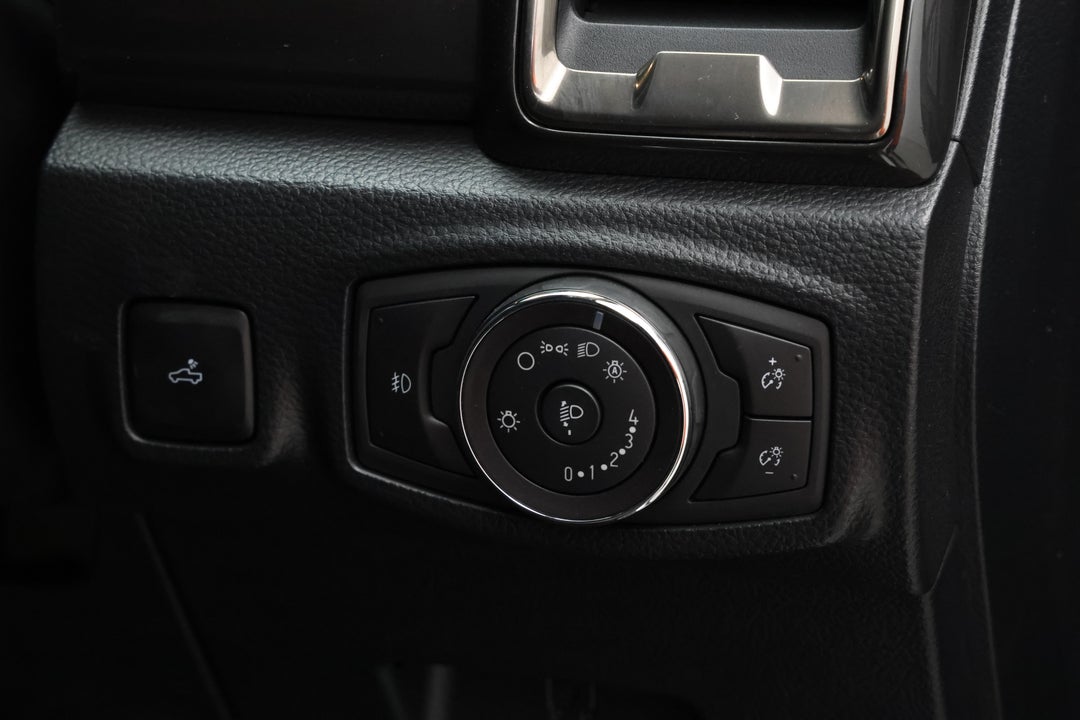 2019 Ford Ranger Fx4 3.2 (4x4), Automatic, 67426 km, Utility Switches/Buttons