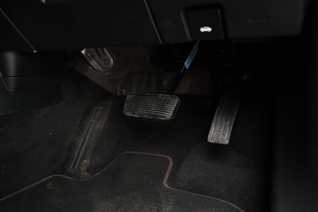 2019 Ford Ranger Fx4 3.2 (4x4), Automatic, 67426 km, Pedals and Footmat