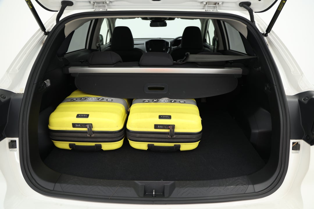 2024 Subaru Crosstrek AWD 2.0l, Automatic, 20213 km, Boot Inside View with Luggage