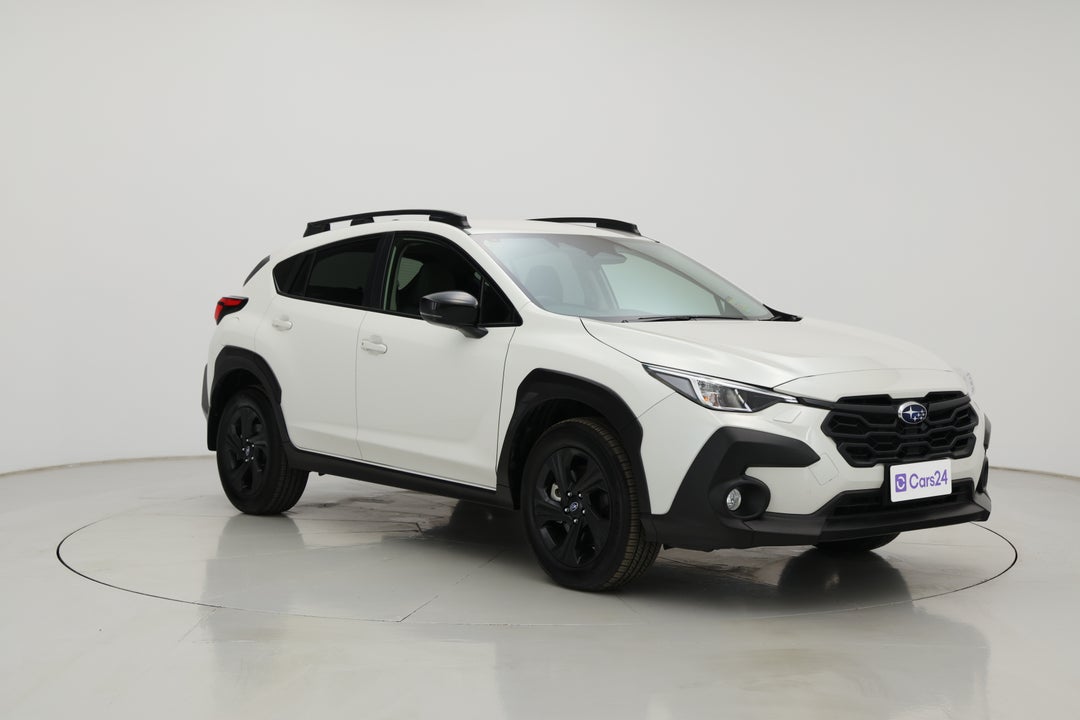 2024 Subaru Crosstrek AWD 2.0l, Automatic, 20213 km, Right Front Diagonal (45- Degree) View