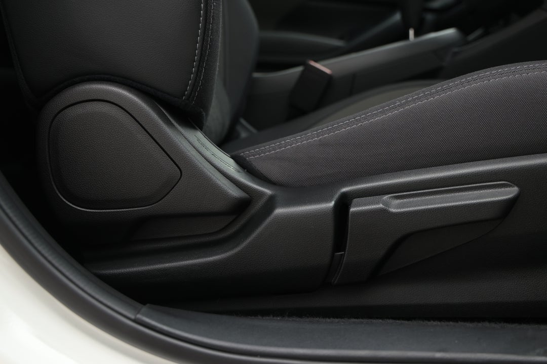 2024 Subaru Crosstrek AWD 2.0l, Automatic, 20213 km, Drivers Side Adjustment Panel