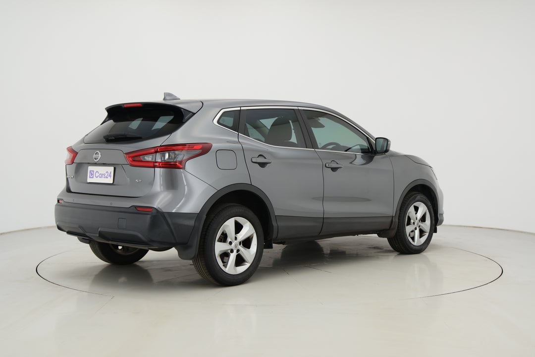 2018 Nissan Qashqai St, Automatic, 112910 km, Right Back Diagonal (45- Degree) View