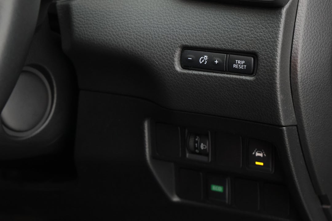 2018 Nissan Qashqai St, Automatic, 112910 km, Utility Switches/Buttons