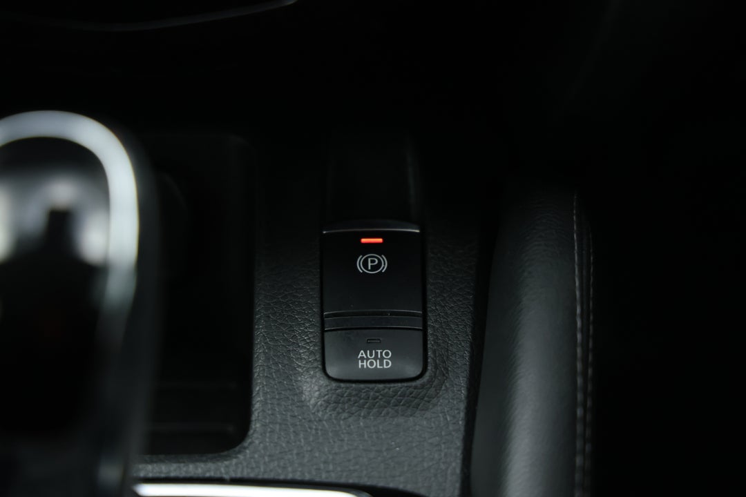 2018 Nissan Qashqai St, Automatic, 112910 km, Handbrake