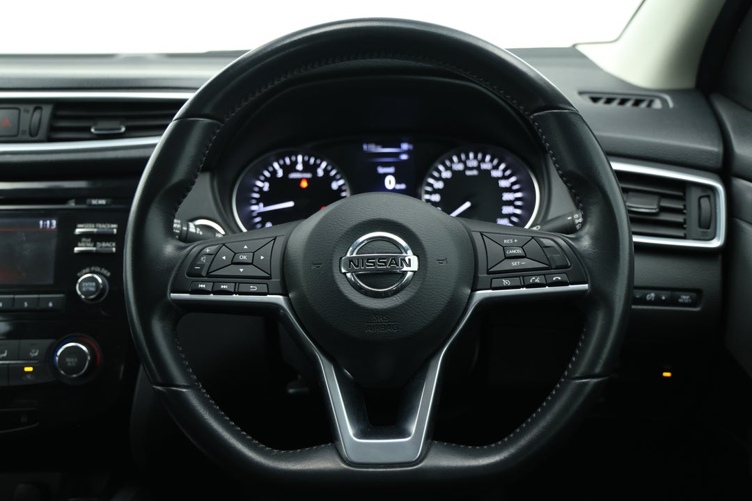 2018 Nissan Qashqai St, Automatic, 112910 km, Steering Wheel Close-up