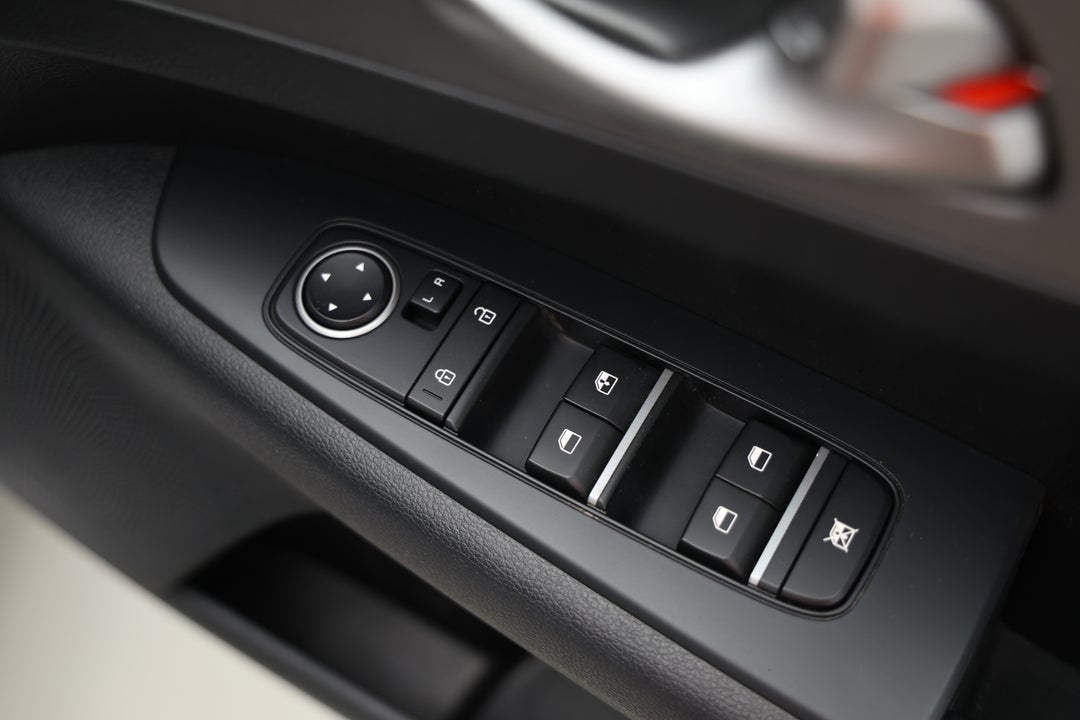 2020 Kia Cerato S, Automatic, 79246 km, Drivers Side Door Panel Controls