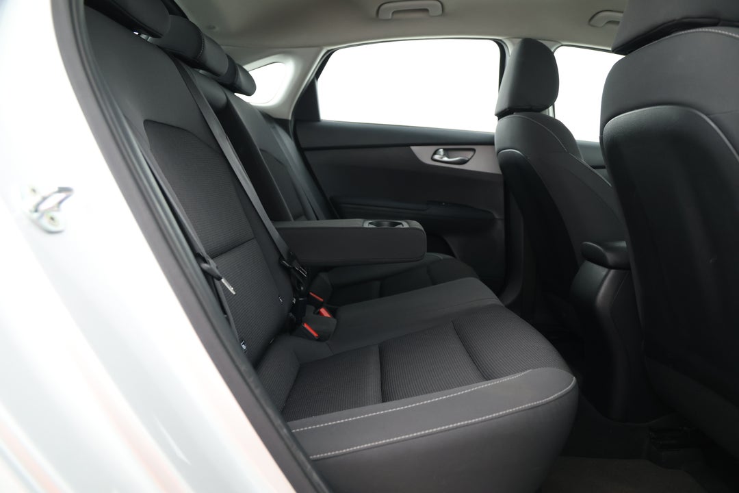 2020 Kia Cerato S, Automatic, 79246 km, Right Side Rear Door Cabin View