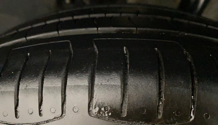 2018 Tata Tiago XZ PETROL, Petrol, Manual, 35,492 km, Left Rear Tyre Tread