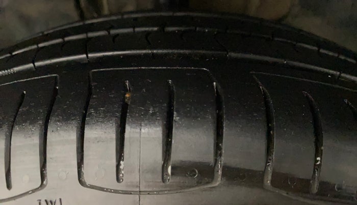 2018 Tata Tiago XZ PETROL, Petrol, Manual, 35,492 km, Left Front Tyre Tread