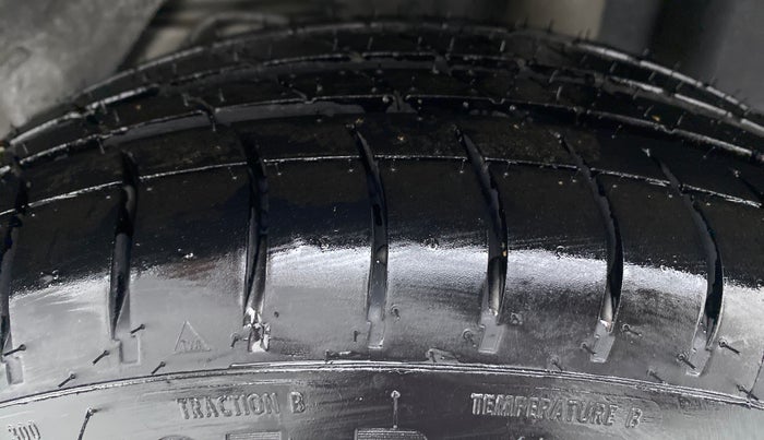 2018 Ford Figo Aspire 1.5 TITANIUM DIESEL, Diesel, Manual, 36,334 km, Left Rear Tyre Tread