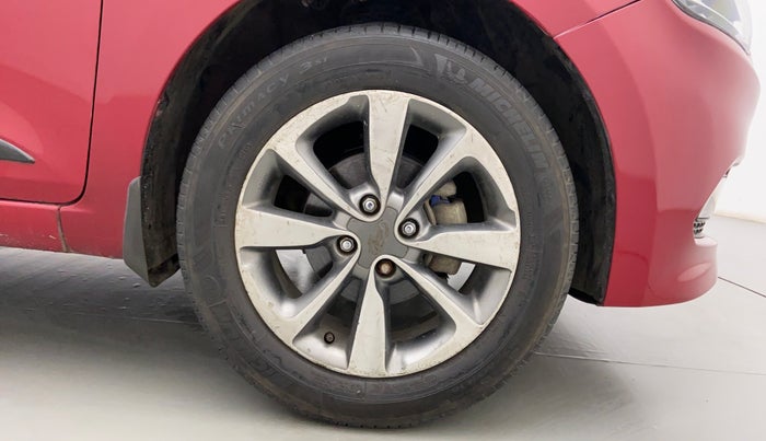 2017 Hyundai Elite i20 ASTA 1.2 (O), Petrol, Manual, 33,184 km, Right Front Wheel